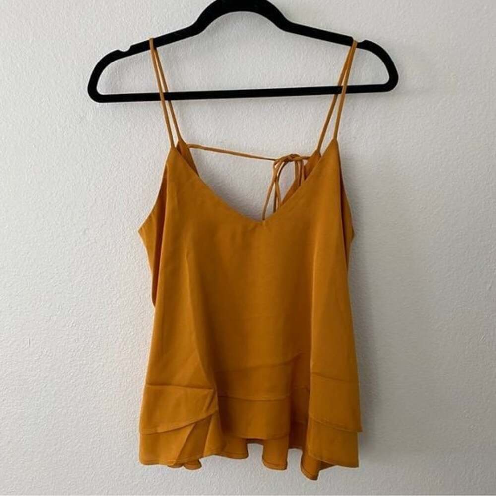 Lost + Wander Women's Sleeveless V Neck Spaghetti Strap Top Gold Yellow Tiered